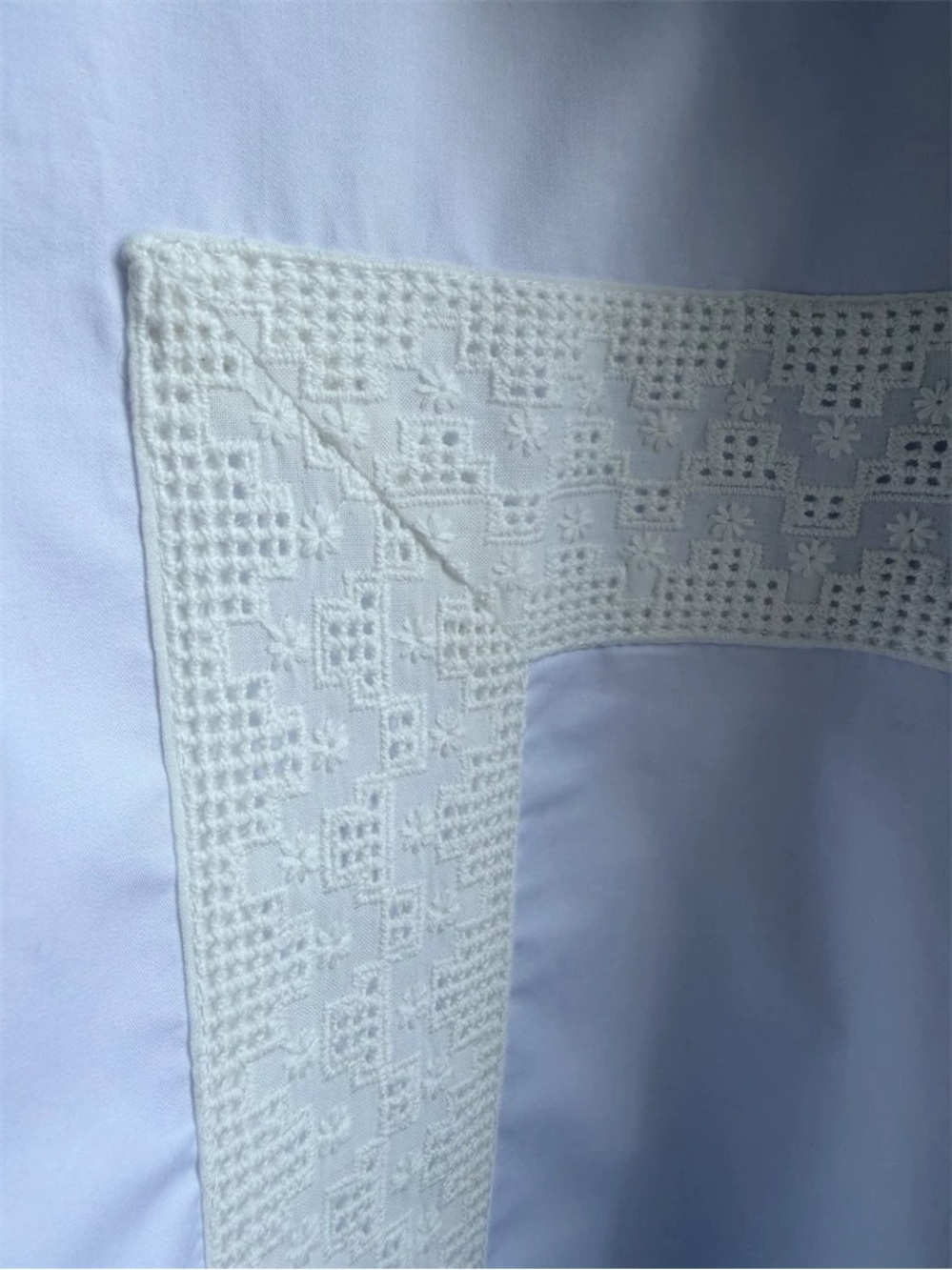 NWOT Helsa White Eyelet Long Sleeve Cotton Shirt, Size XXS/XS/S - Picture 11 of 16